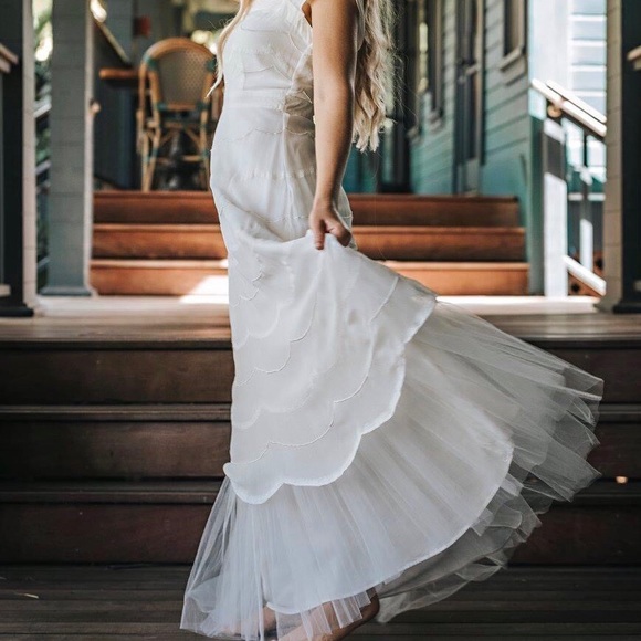 Tamara Catz Wedding dress size small - Picture 2 of 15